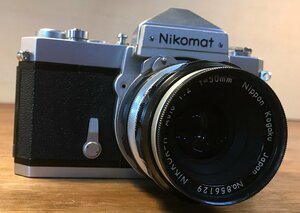 SS-924■送料込■Nikon Nikomat 一眼レフカメラ フィルムカメラ 望遠レンズ 984g●ジャンク扱い レンズに曇りあり/くATら