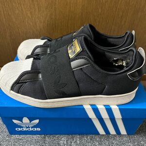 adidas slip-on スリッポン　ブラック