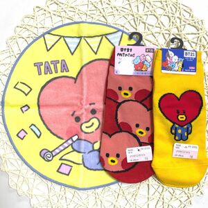 新品　未使用　BT21　靴下　ハンドタオル　TATA　タタ　3点セット