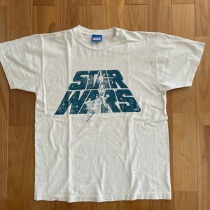 star wars スターウォーズ エピソード4のデザインのTシャツ 大き目なSサイズ 白