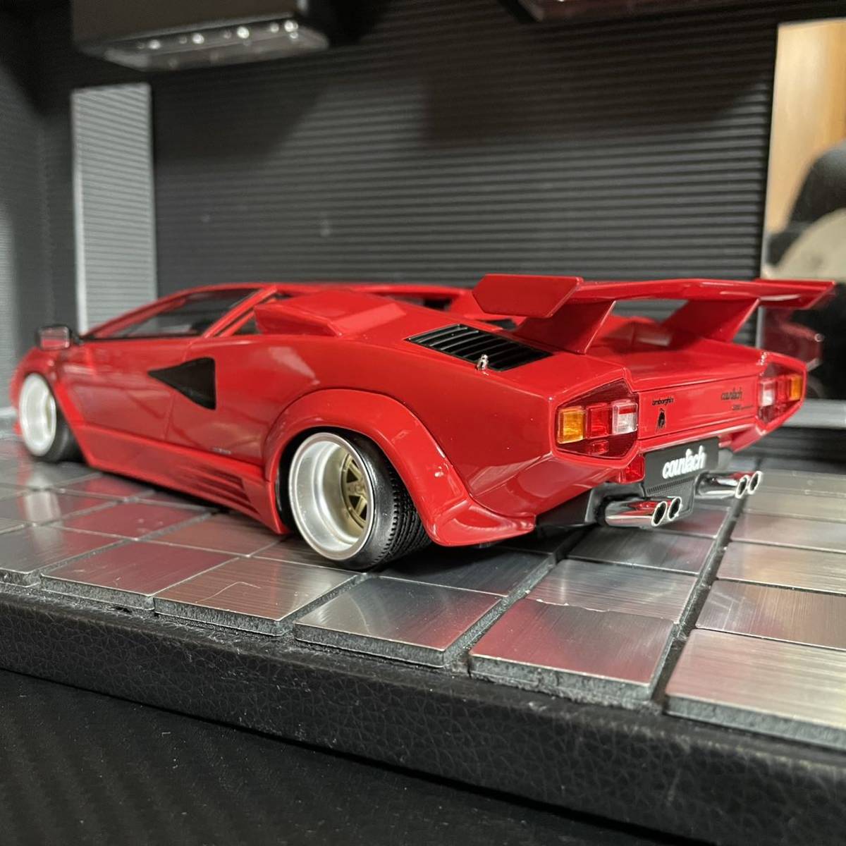 京商1/18ランボルギーニカウンタックLP5000クワトロバルボーレカスタム