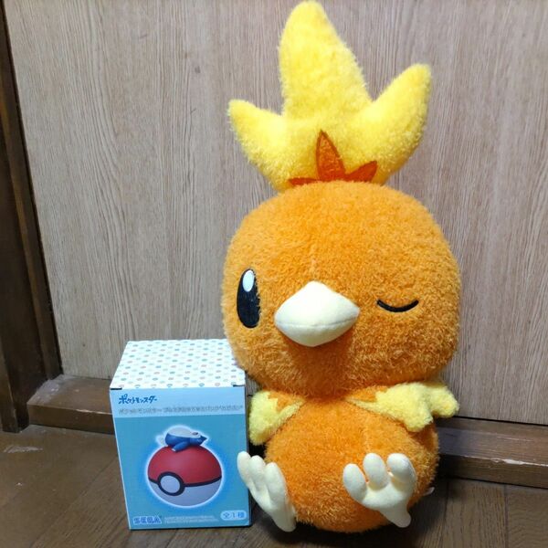 ポケットモンスター　プレミアムゆらゆらバンク"カビゴン"&くつろぎタイムめちゃデカアチャモぬいぐるみ