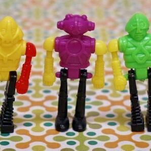 昭和レトロなミニサイズのロボット人形5個セット 玩具 おもちゃ ミニチュア 雑貨の画像4