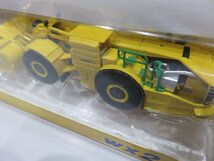 【76】未使用 非売品 KOMATSU 1/87 ロードホールダンプ WX22H 重機 ミニカー 外箱付_画像3