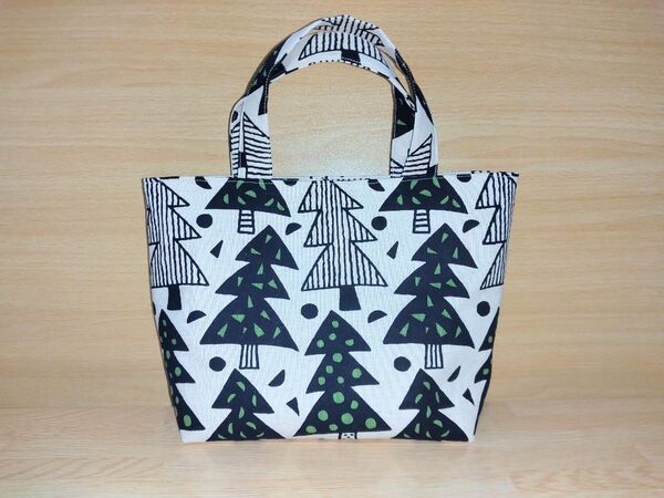 ☆トートバッグ ☆ハンドメイド ☆お弁当バッグ