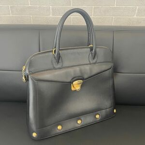 ☆美品☆ Ferragamo サルヴァトーレフェラガモ　2way　ハンドバッグ ブリーフケース レザートートバッグ オールレザー 