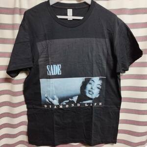 SADE シャーデー BIGプリントTシャツ【黒 Lサイズ】 名盤ジャケット『DIAMOND LIFE』　バンドTシャツ◆検)80s Vintage