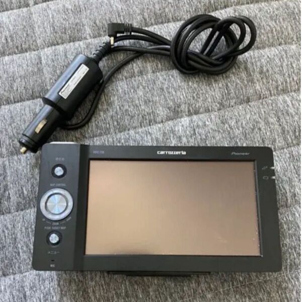 carrozzeria AVIC-T10写真に写ってるものがすべてです。動作確認済
