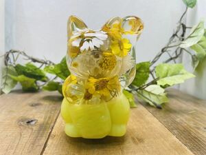 シフトノブ　招き猫　黄色のお花畑