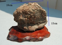 鉱物　原石　赤茶色　約2㎏　花台の上に_画像1