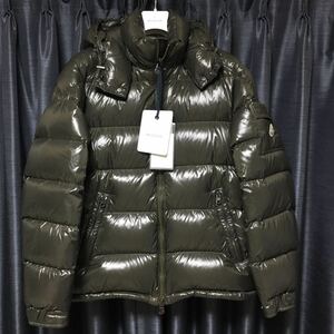 【新品】MONCLER モンクレール MAYA カーキ　サイズ4