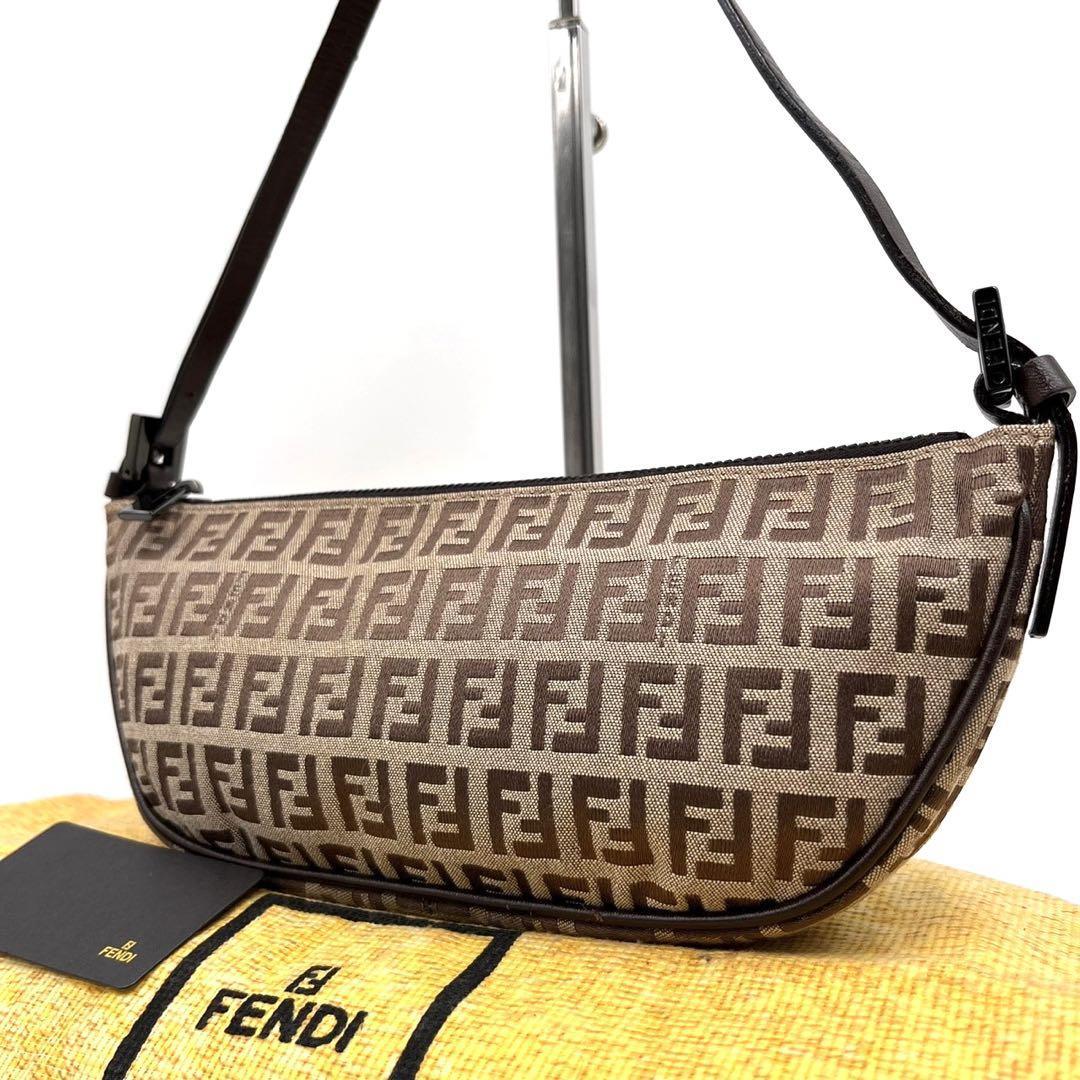 お値下げ♪良品☆フェンディ FENDI ショルダーバッグ ズッカ-