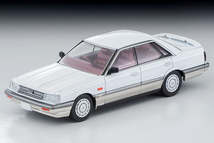 トミカリミテッドヴィンテージ NEO LV-N282a 日産スカイライン 4ドアHT GTパサージュ ツインカム24V（白/ベージュ）86年式 新品・未開封_画像1