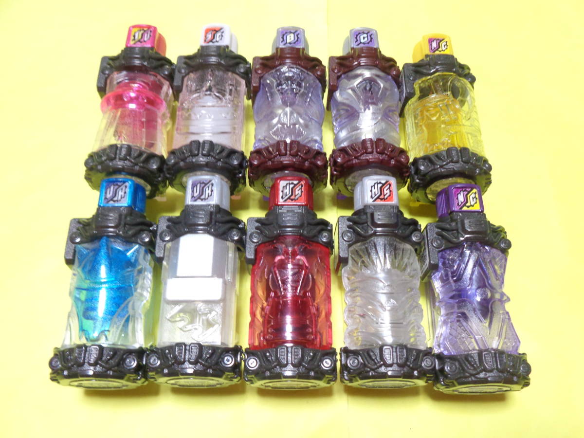 仮面ライダー ビルド 変身セット ドリンクボトル フィギュア3体セット ジャンク DXホークガトリングフルボトルセット｜仮面ライダーおもちゃ