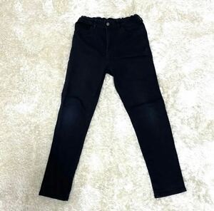 *UNIQLO Uniqlo black chinos 140*