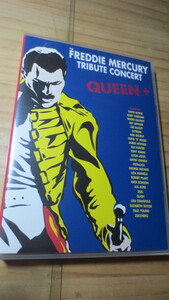 QUEEN　FREDDIE MERCURY TRIBUTE CONCERT　３枚組で約２７０分です。SLASＨやアクセルも出ています。