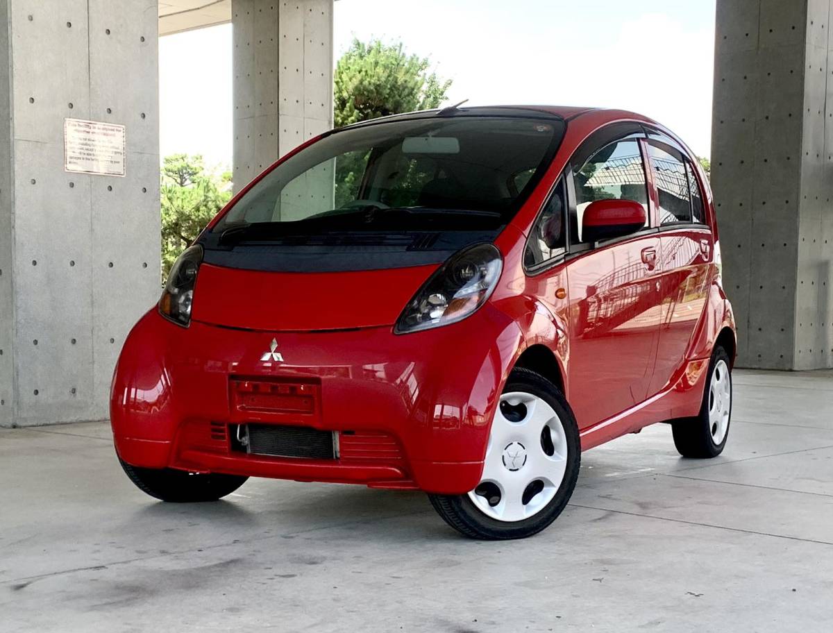 今ならほぼ即納! 三菱アイ 8万キロ 修復歴無し 内外装綺麗 国内自動車