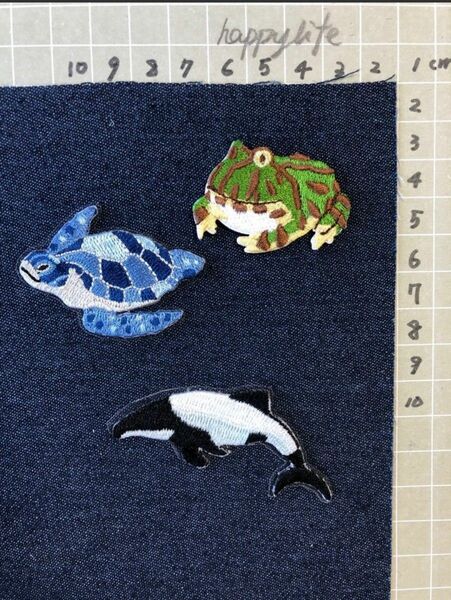 海のかわいい動物　刺繍アイロンワッペン