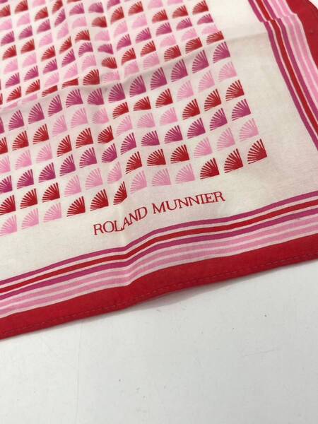 【美品】ROLAND MUNNIER ハンカチ スカーフ バンダナ レッド×ホワイト系 コットン 38×38