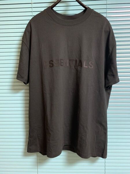 ESSENTIALS Tシャツ