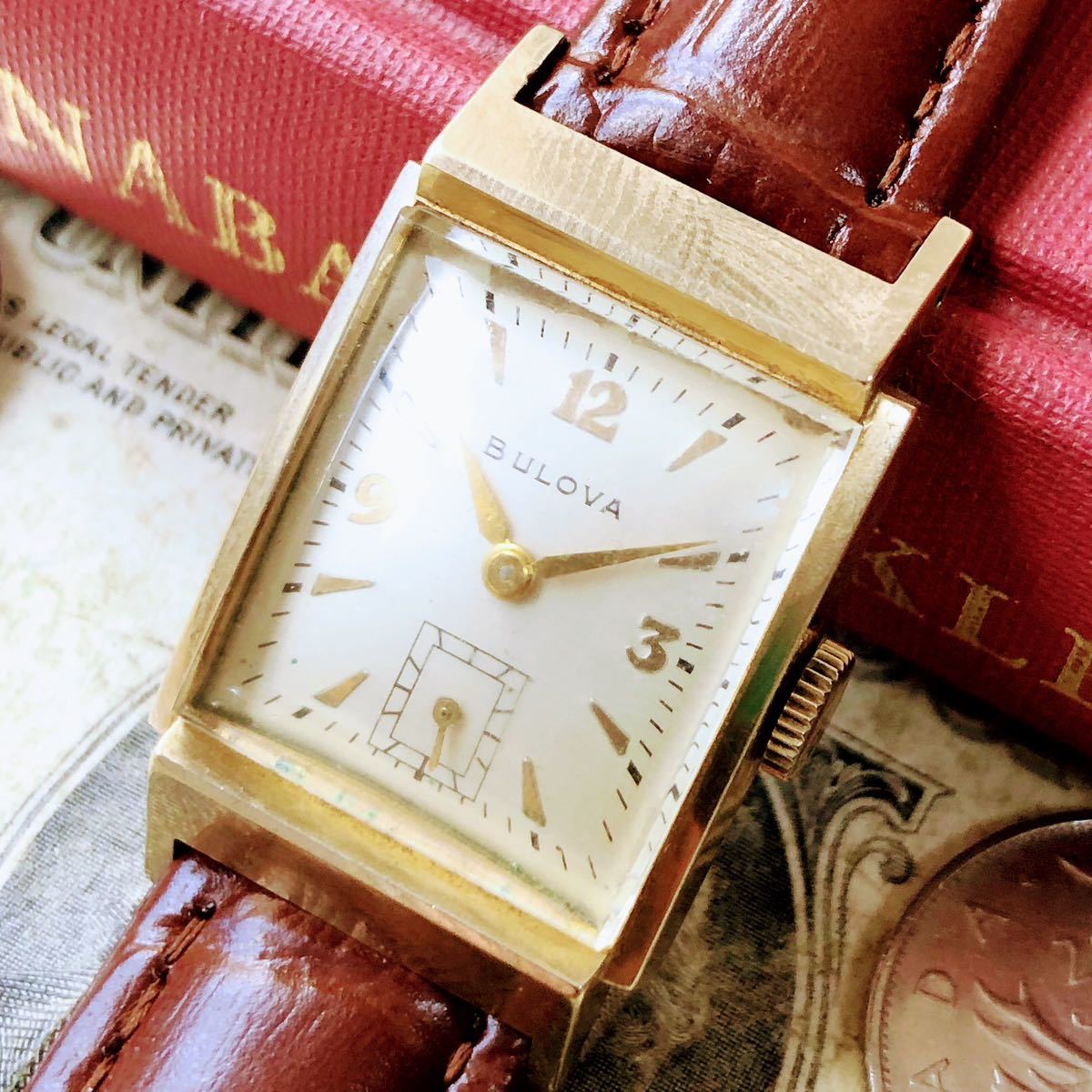 ヤフオク! -「ブローバ 腕時計 手巻き」の落札相場・落札価格