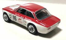 レア ラスト Alfa Romeo Giulia Sprint GTA アルファ ロメオ ジュリア スプリント 2016 Forza Motorsport フルダイキャスト ゴムタイヤ_画像6