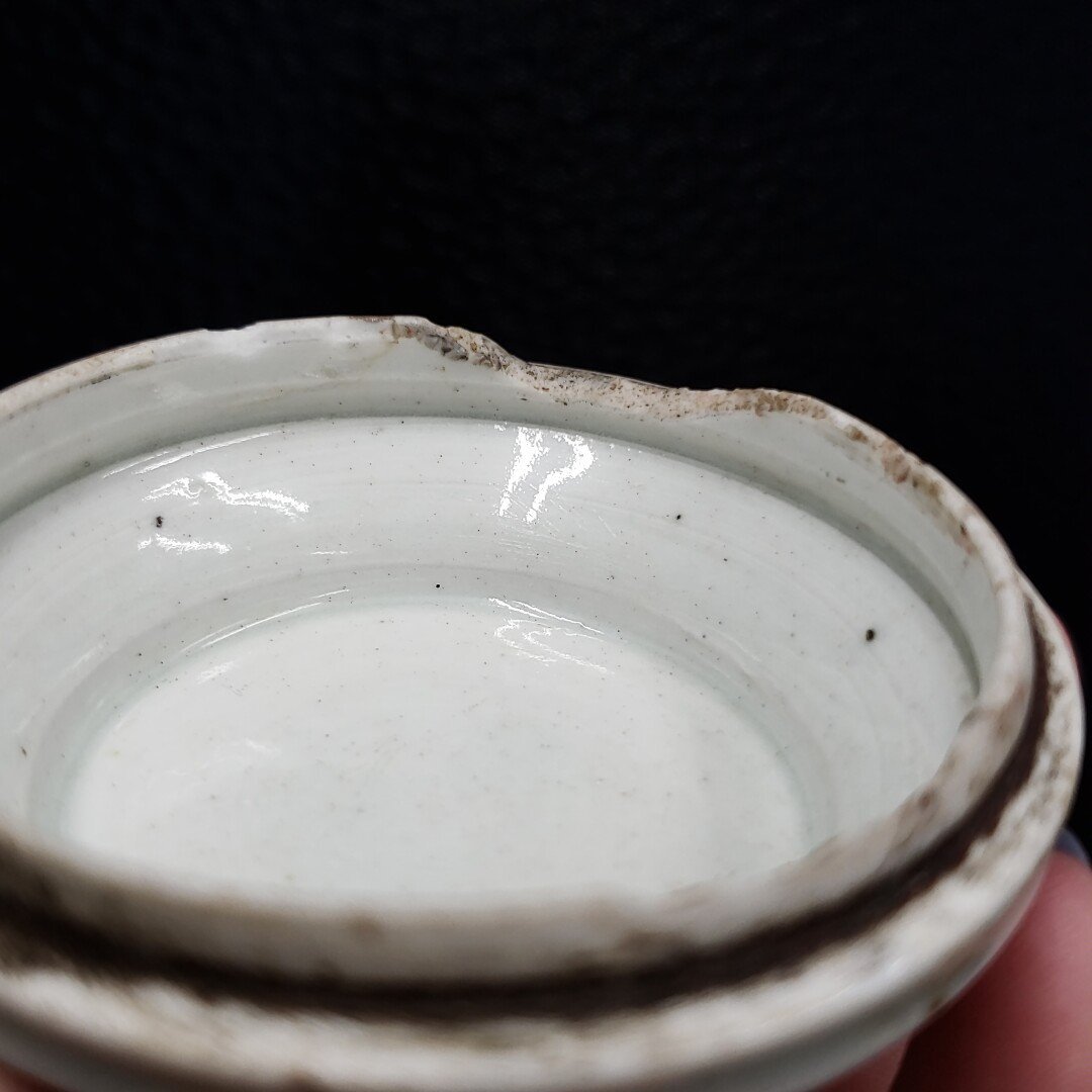 陶器製香合染付古伊万里? 伊万里焼? 有田焼? 直径約6.2cm 高さ約3cm
