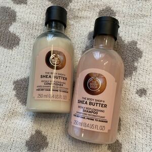 【未使用品】☆THE BODY SHOP ザ・ボディショップ Rケアリペアシャンプー&コンディショナーセット☆