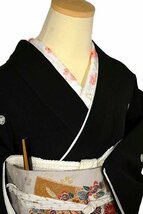 黒留袖 袋帯5点セット 中古 最高級 新品同様 金駒シシュウ 金彩 シシュウ 扇 比翼付 身丈152ｃｍ 裄丈63.5ｃｍ 長さ439ｃｍ T3019_画像2