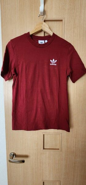 adidas　Tシャツ　新品