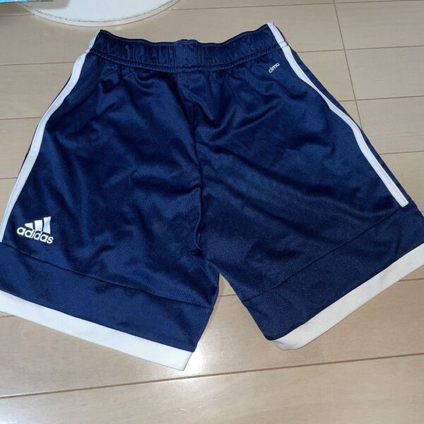adidas アディダス ハーフパンツ 140