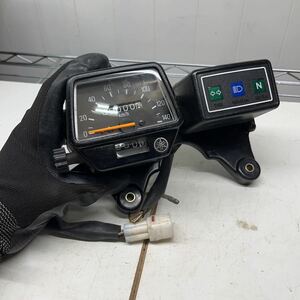 う　YAMAHA ヤマハ　TW200 スピードメーター　メーター　純正品　④