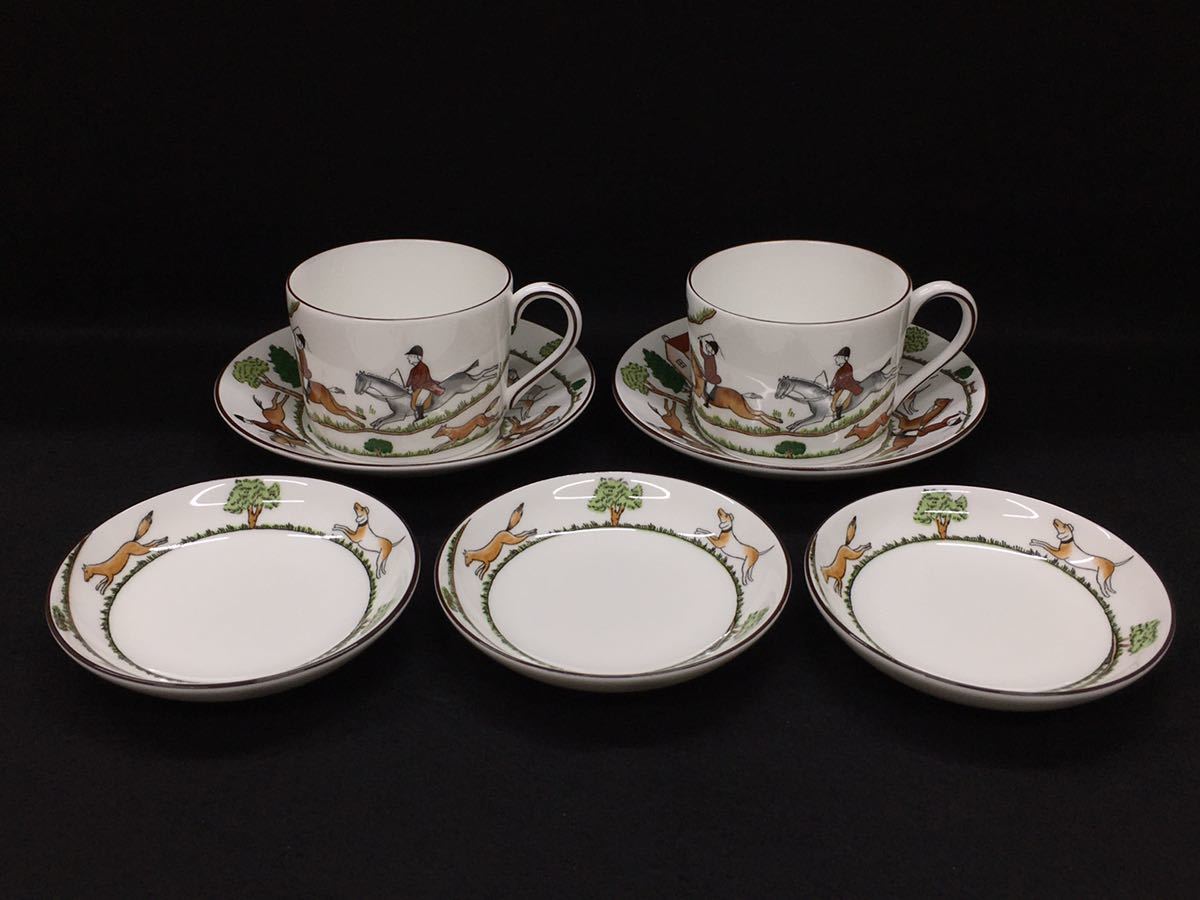豊富なギフト 希少WEDG WOOD ウェッジウッド黒壺 牡丹蝶々絵 カップ