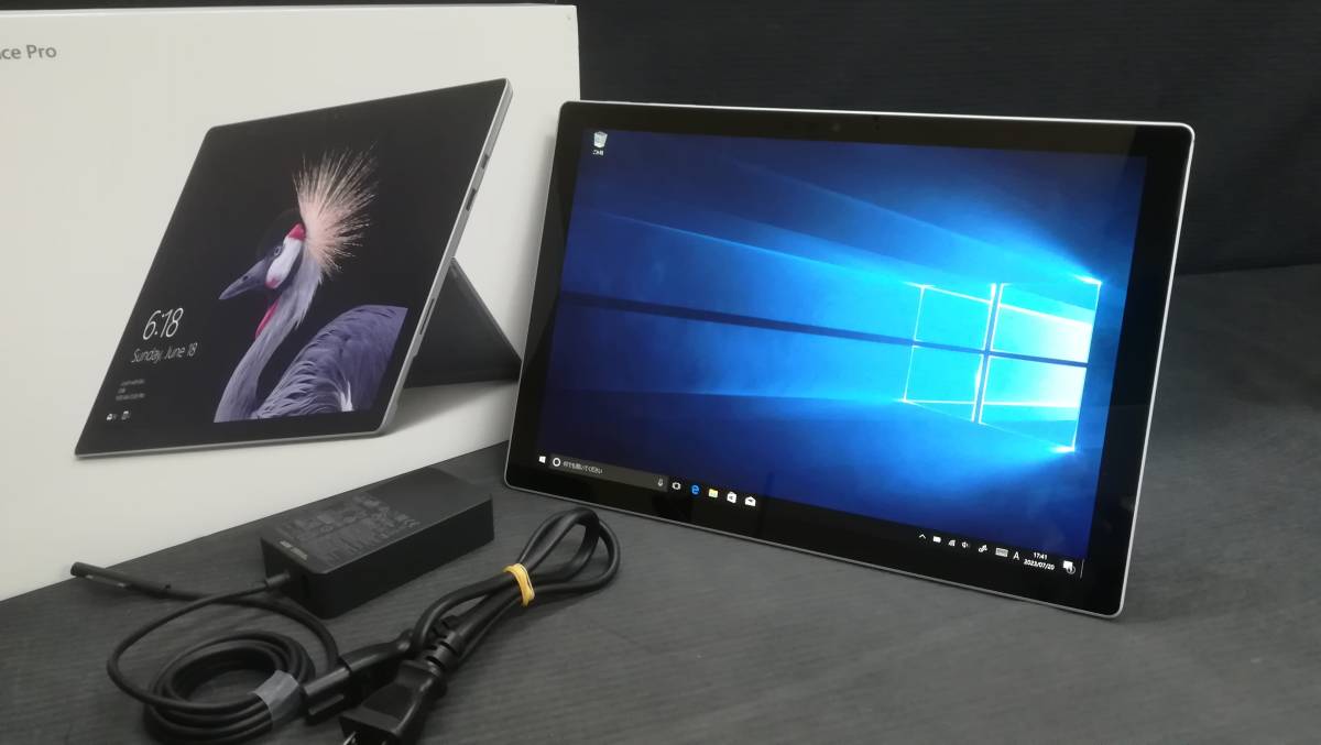 Microsoft Surface Pro Core i5(7300U) 2.6GHz/RAM:8GB/SSD:256GB/12.3