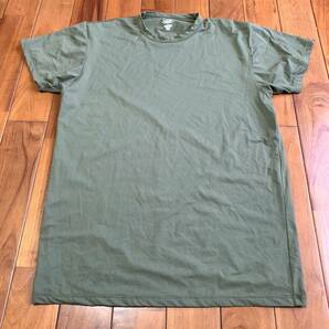 沖縄 米軍放出品 ミリタリー Tシャツ アンダーシャツ オシャレ トレーニング  ランニング OD MEDIUM (管理番号Z205)の画像1