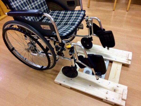 介護、グループホーム必見!車椅子用体重計セット 送料無料!