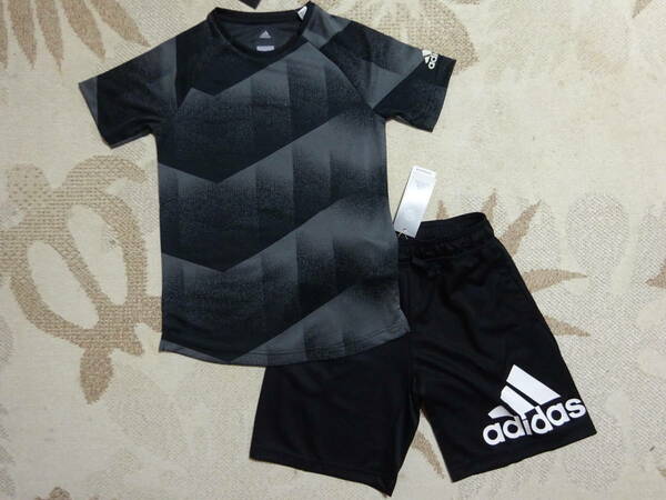 送料込み!!★新品★adidasアディダス★140★快適!!人気のグラフィック!!半袖Ｔシャツ・ハーフパンツ(ブラック 黒)★上下★即決★ラスト1点