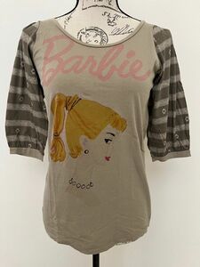 【Barbie/バービー】ユニクロ　UT レディースTシャツ バービーコラボ　五分袖丈　Sサイズ