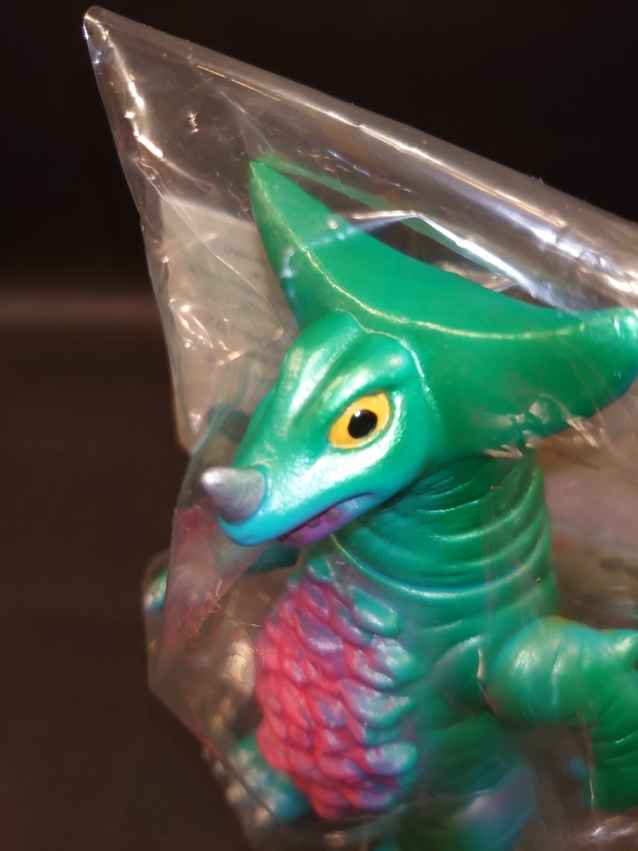 ヤフオク! -「ゴモラ ソフビ」(ウルトラマン) (特撮)の落札相場・落札価格
