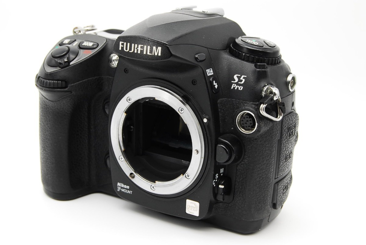 美品】FUJIFILM フジフィルム デジタル一眼レフカメラ FinePix S5 Pro