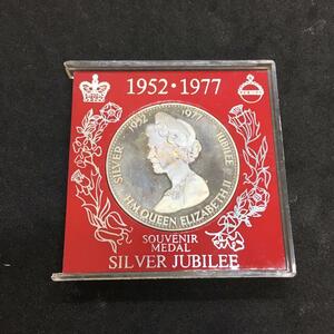 0713L エリザベス女王二世 25年記念コイン シルバーコイン 記念メダル