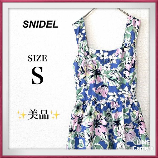 SNIDEL ノースリーブワンピース　サマーフラワーワンピース　花柄