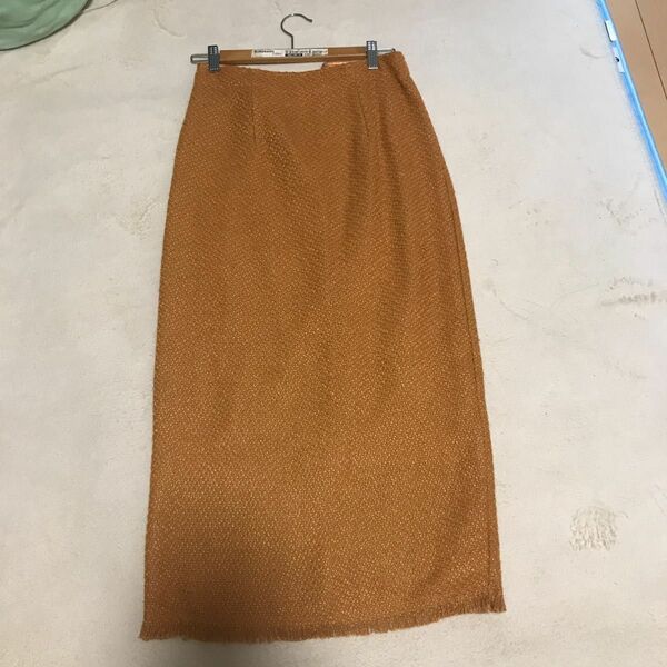 ベースメントオンライン☆裾フリンジロングスカート☆Mサイズ タイトスカート