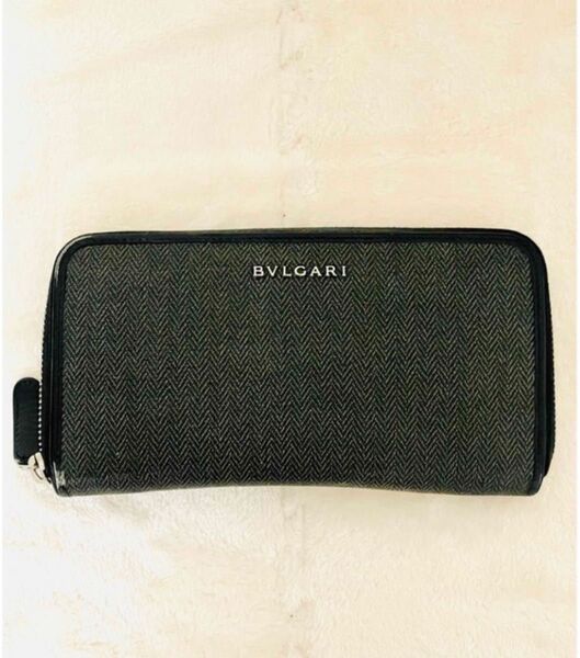 BVLGARI ウィークエンド 長財布 ブルガリ ラウンドファスナー