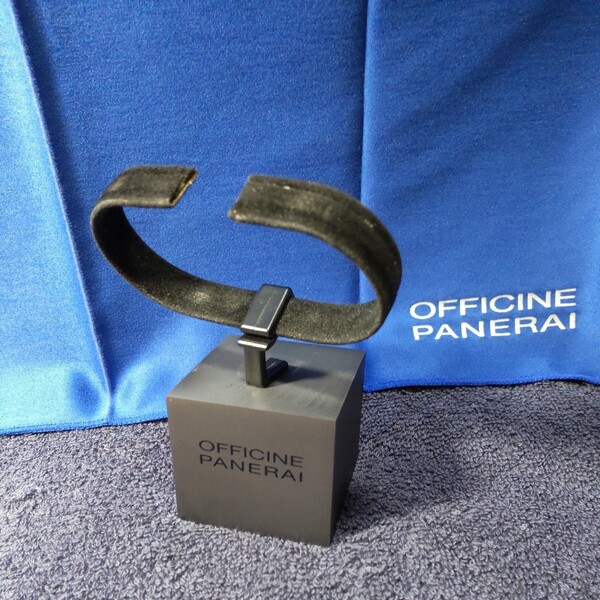 OFFICINE PANERAI オフィチーネ パネライ 時計 台座 陳列 什器 店舗 ディスプレー 飾り ディスプレイ ウォッチ スタンド 高級感 送料込み
