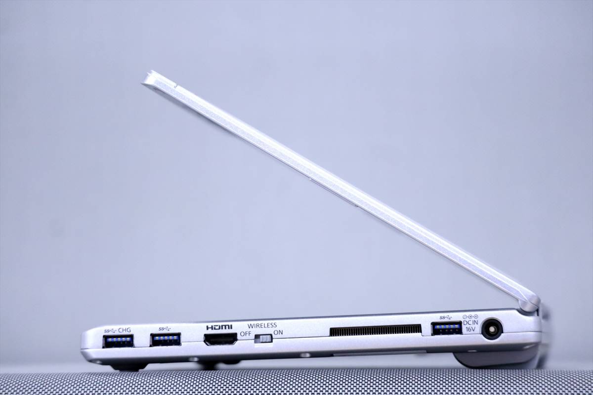 2022新入荷 DVDマルチ搭載929g軽量快速PC!Let´s note CF-SZ6RDQV