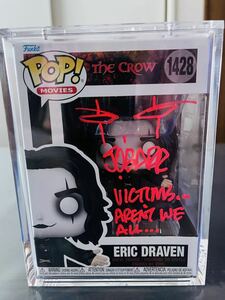 レア 漫画家 作家JAMES O’BARR(ジェームズ・オバー)のサインしたファンコ ポップ THE CROW(ザ・クロウ) 証明書付き 日本未発売 FUNKO POP!