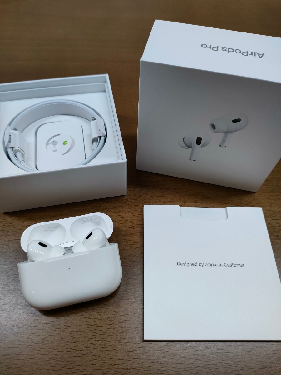 Apple◇イヤホンAirPods Pro 第2世代MQD83J/A A2700/A2698/A2699