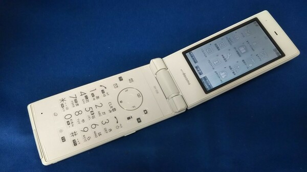 DG4625 docomo FOMA SH-03E SHARP シャープ ガラケー ケータイ 折畳式 簡易動作確認＆簡易清掃＆初期化OK 判定○ 現状品 送料無料