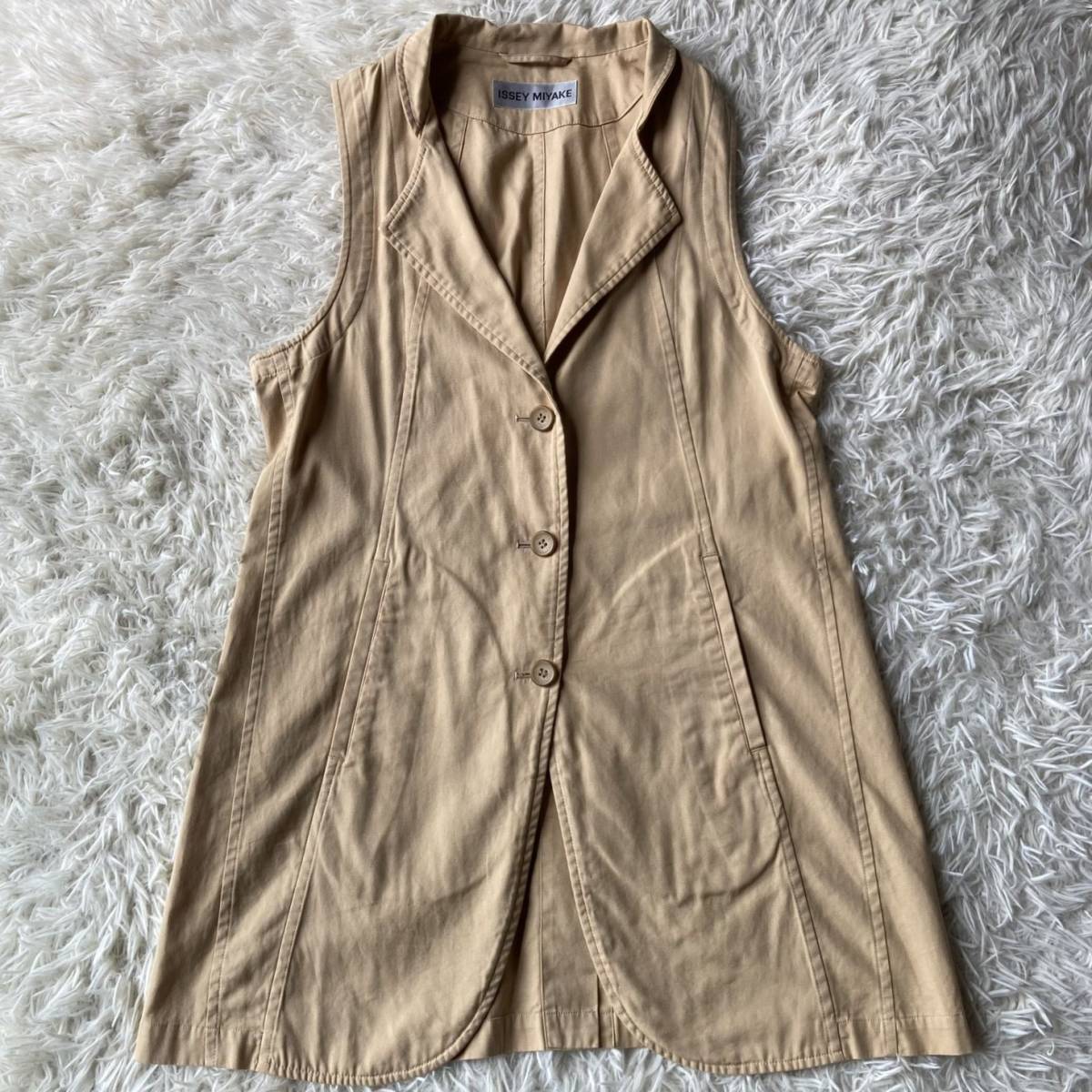 ヤフオク! -「issey miyake ベスト」の落札相場・落札価格